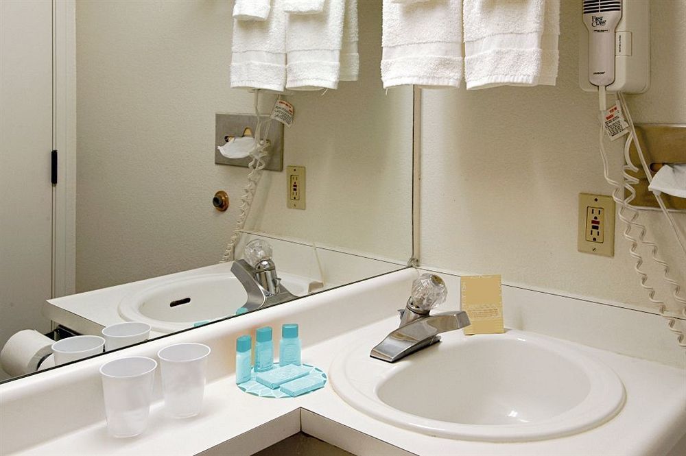 Travel Inn Sunnyvale Room photo